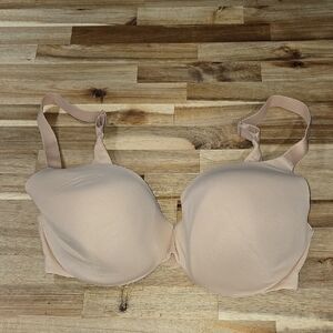 SKIMS Kim Kardashian Women's 32DD Bra New w/out Tags!